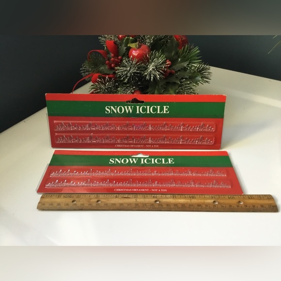 Snow Icicle strips for Christmas Village - Picture 2 of 4